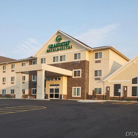 Grandstay Hotel & Suites Mount Horeb - Madison Exterior foto