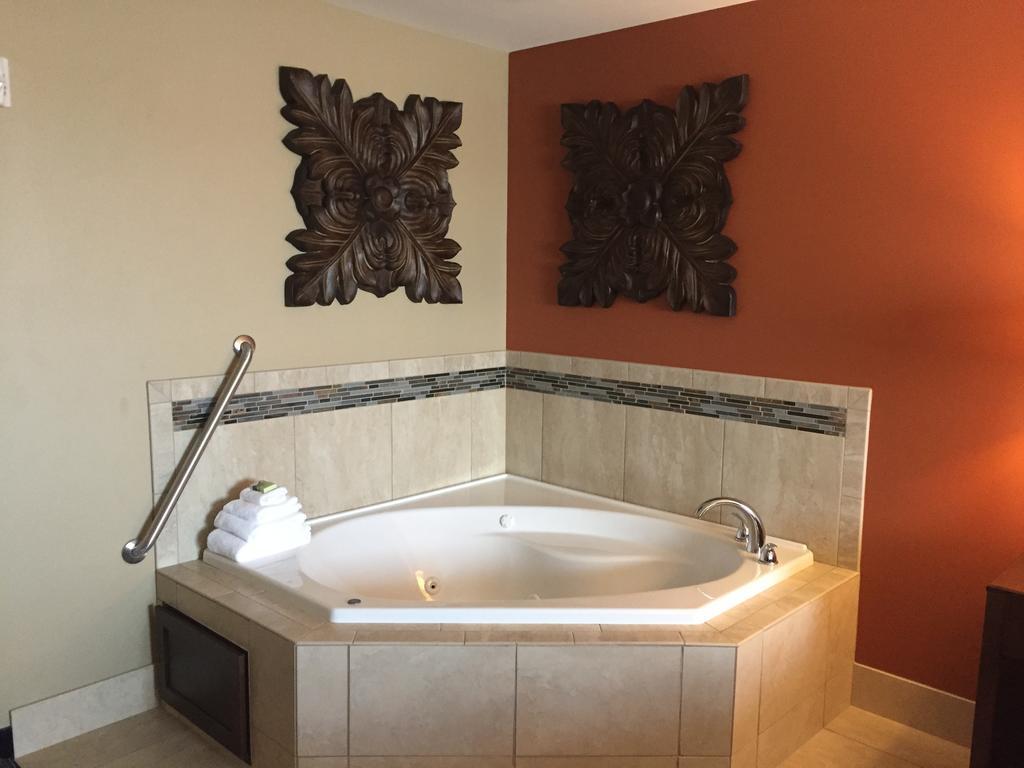 Grandstay Hotel & Suites Mount Horeb - Madison Zimmer foto